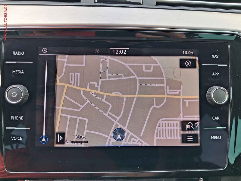 Volkswagen Passat (2020) 2.0TDI, ČR, Navi, LED, AC - fotka 19 z 20