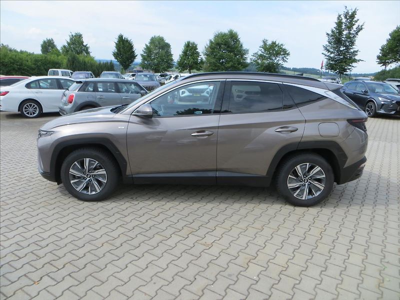 Hyundai Tucson 1,6 CRDi mHEV Smart 100kW - fotka 4 z 26