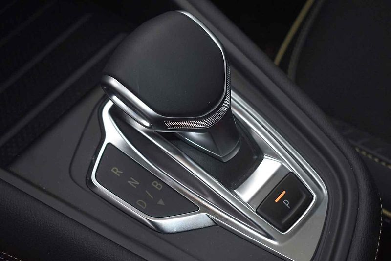 Renault Symbioz je křížencem mezi kombi a SUV