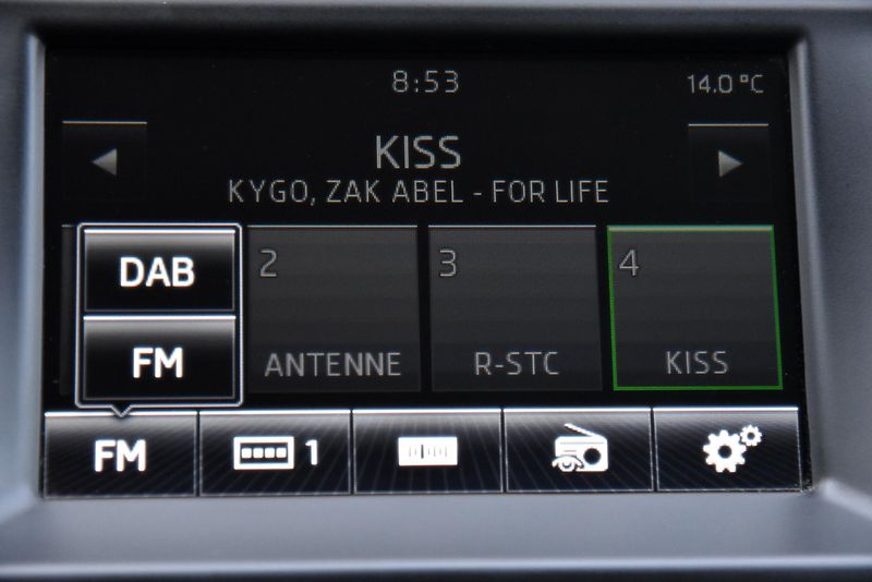 Škoda Fabia 1.2 TSi STYLE,KLIMA,VÝHŘEV,PDC - fotka 21 z 46