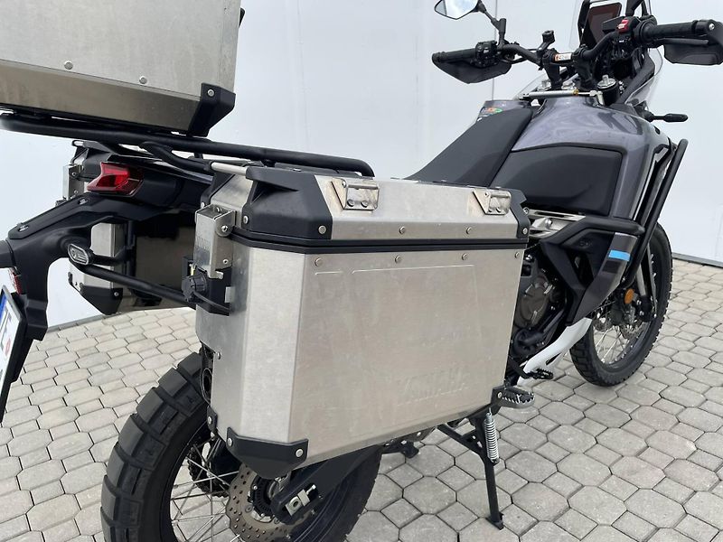 Yamaha (2025) XTZ 700 Ténéré World Raid + Ak - fotka 5 z 14