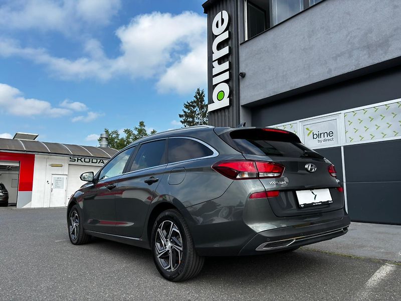 Hyundai i30 - fotka 3 z 16