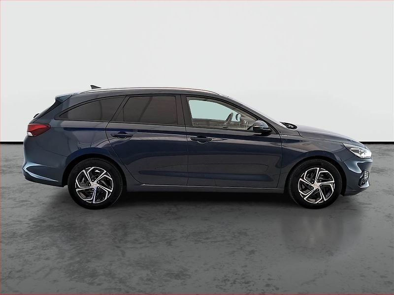 Hyundai i30 (2024) Comfort 1.0 T-GDI, ČR,1.maj - fotka 6 z 18