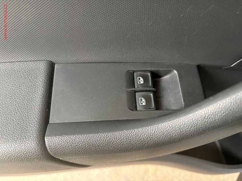 Škoda Rapid (2015) 1.2 TSI, ČR, Ambition - fotka 12 z 15
