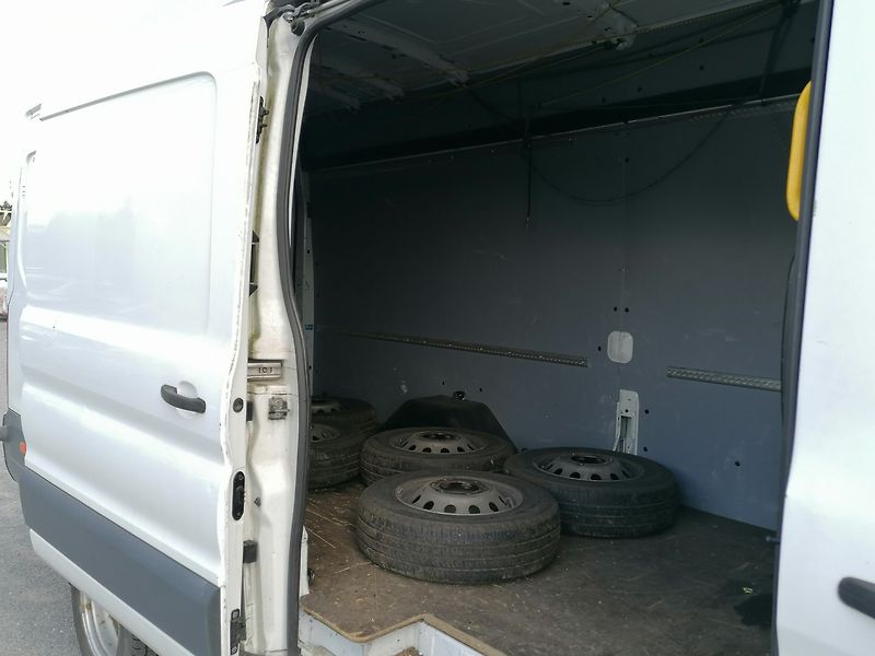 Ford Transit (2014) 2.2 TDCi L4H3 114kW Webasto - fotka 17 z 19