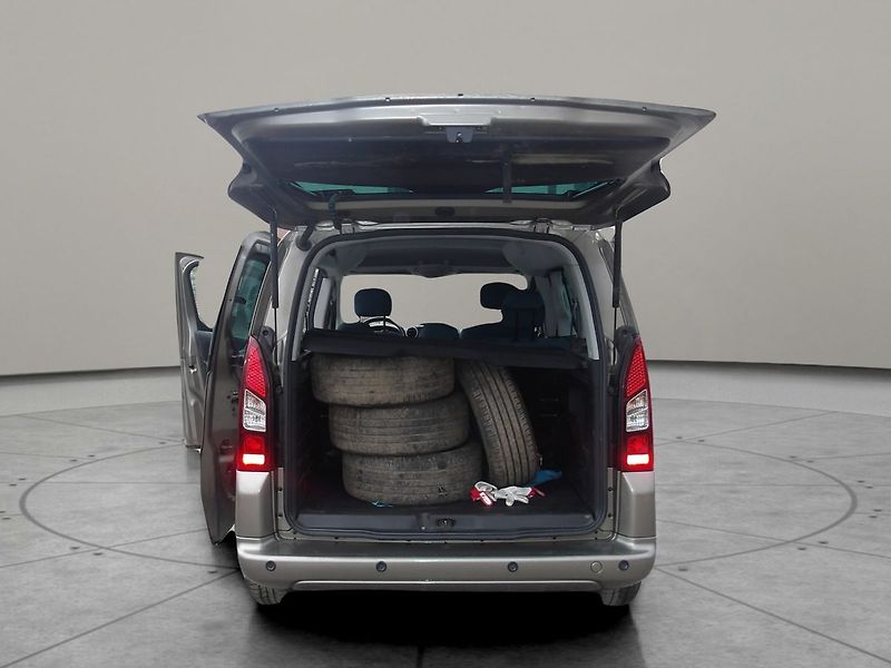 Citroën Berlingo 1,6HDi ČR 1.MAJ.! -21%DPH ! - fotka 19 z 33