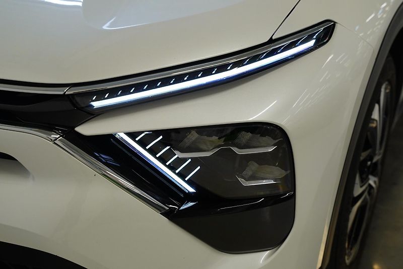 Citroën C5 X - fotka 9 z 29