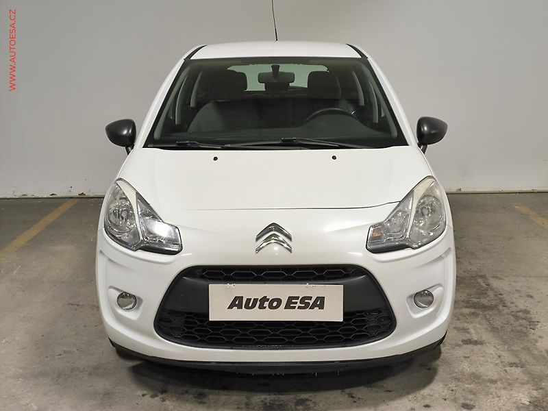 Citroën C3 (2012) 1.1i, ČR, AC - fotka 2 z 16