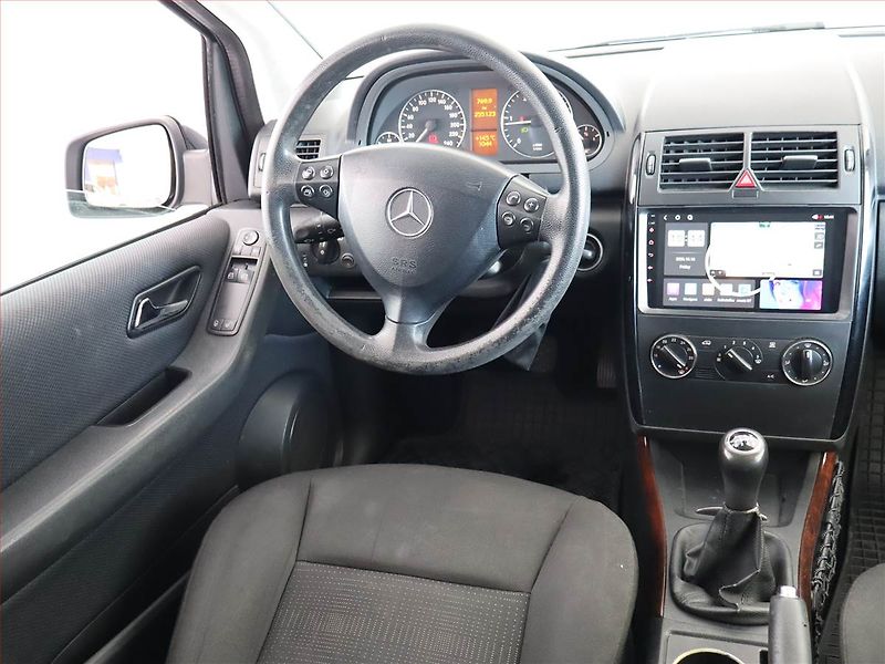 Mercedes-Benz Třídy A (2009) A 180 CDI , nová STK - fotka 7 z 16