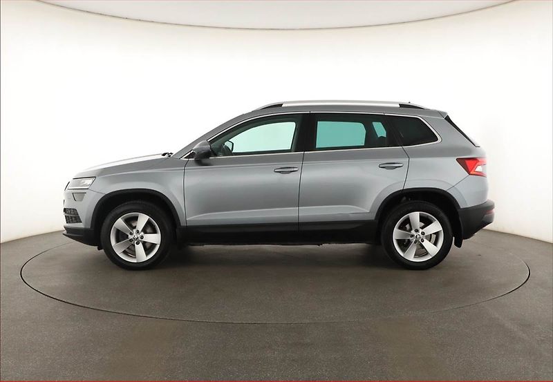 Škoda Karoq (2019) 2.0 TDI - fotka 3 z 24