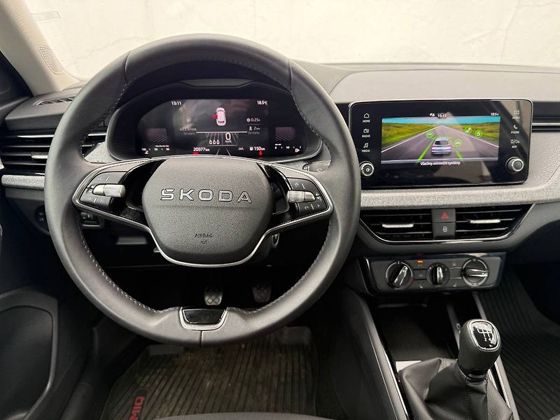 Škoda Kamiq (2025) 1.0 TSI 85 kW 130 let - fotka 5 z 21