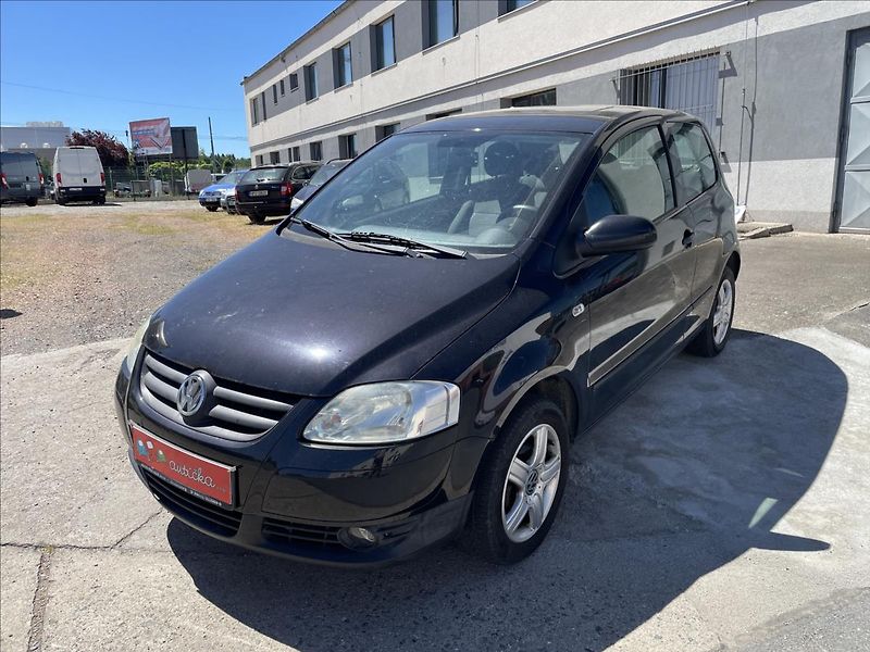 Volkswagen Fox jen 96. tis. km*nová STK* - fotka 1 z 35