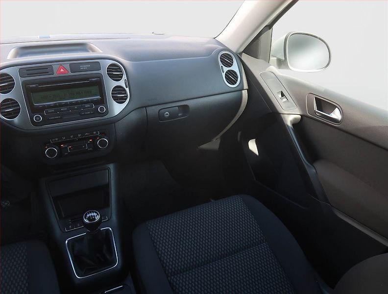 Volkswagen Tiguan (2010) 1.4 TSI - fotka 8 z 16