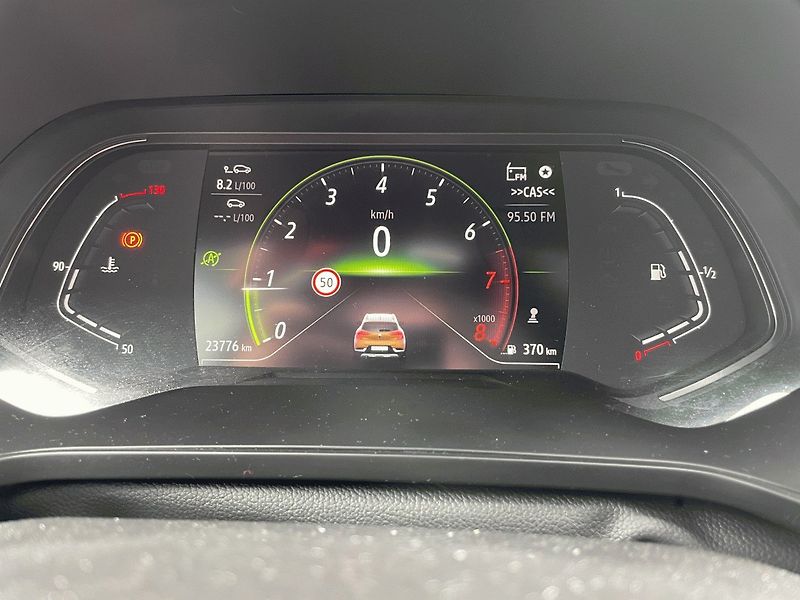 Renault Captur (2023) 1.0 TCe,67kW,Intens,1.Maj,ČR - fotka 14 z 32