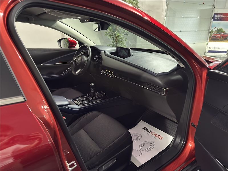 Mazda CX-30 2,0   i AWD 1.MAJITEL ČR DPH - fotka 25 z 48