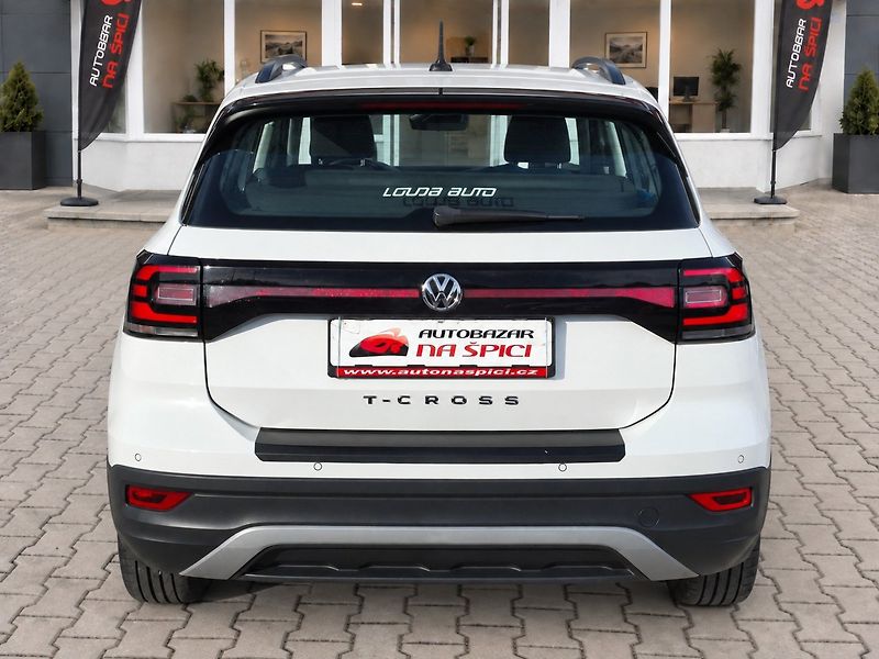 Volkswagen T-Cross (2019) 1.0TSI 70kW MAN -1.MAJITEL - fotka 7 z 34