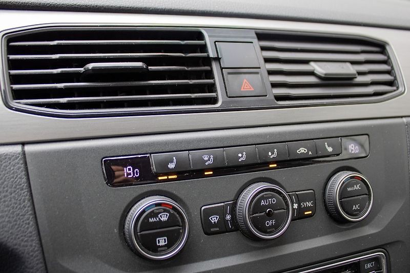 Volkswagen Caddy - fotka 16 z 19