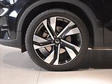 Volvo XC40 2,0 B3 PLUS Dark Bezklíč - náhled 7