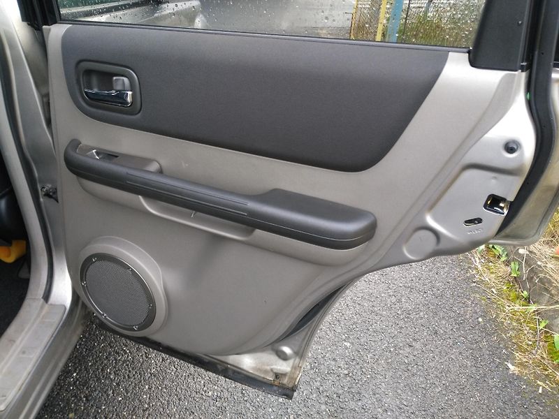 Nissan X-Trail 2,5i AWD /121 kW/ Automat - fotka 33 z 37