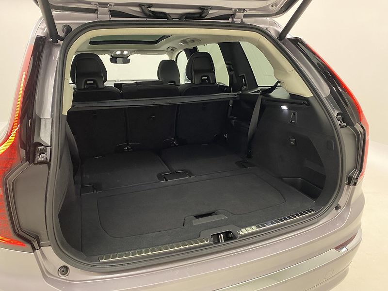 Volvo XC90 (2026) T8 AWD Plug-in BRIGHT ULTRA - fotka 5 z 76