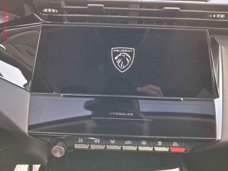 Peugeot 308 (2022) 1.2PT, Allure - fotka 13 z 18