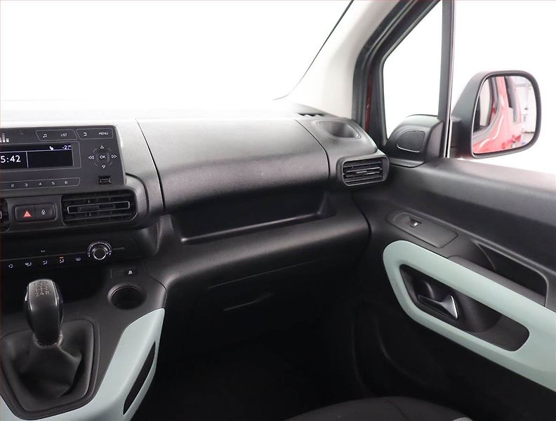 Citroën Berlingo (2018) Live 1.5 BlueHDi, 5Míst, ČR - fotka 8 z 20