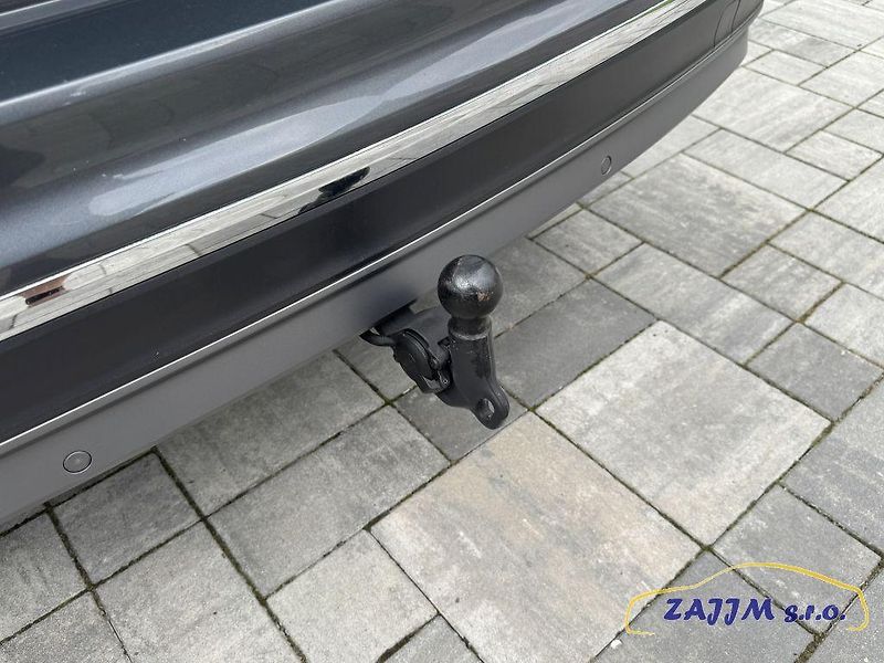 Volkswagen Tiguan 2.0TDI 4x4 + tažné, kamera - fotka 58 z 60