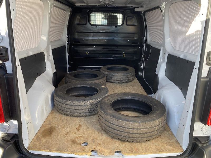 Toyota ProAce 2.0D, ČR, Active L1, záruka - fotka 15 z 15