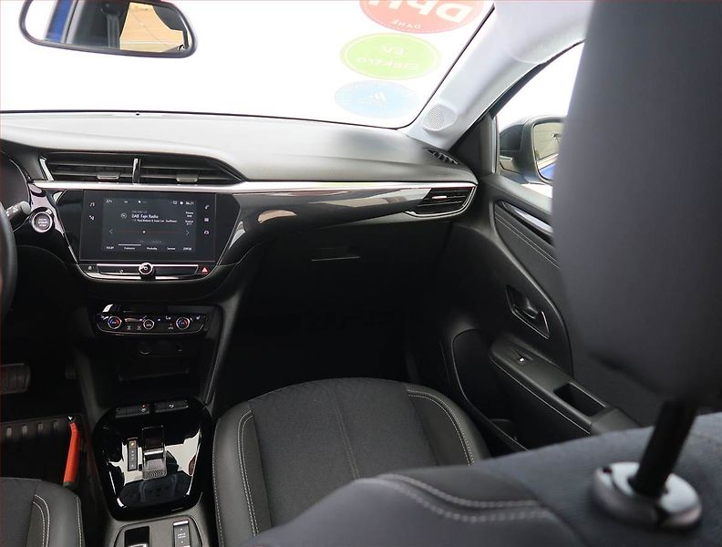 Opel Corsa (2023) Elegance 50 kWh, SoH 97% - fotka 8 z 24
