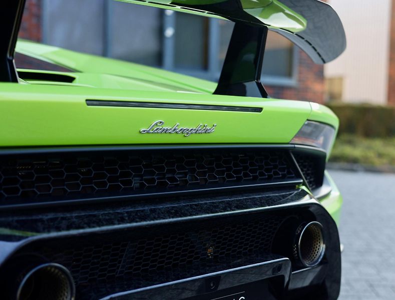 Lamborghini Huracán (2018) 5.2 V10 Performante 470KW - fotka 13 z 74