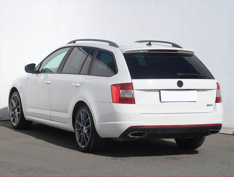 Škoda Octavia (2014) RS 2.0 TDI, Automat, Navi - fotka 4 z 22