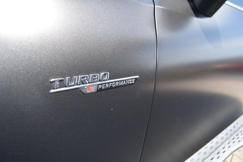 Mercedes-Benz GLC AMG 63Se Performence Kupé - fotka 26 z 32