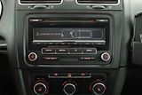 Volkswagen Golf (2012) 2.0 TDI, Automat, po STK - náhled 13