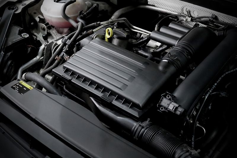 Volkswagen Golf Variant 7 1.4 TSI 92 kW Highline - fotka 12 z 32