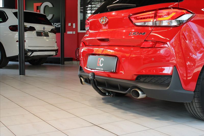 Hyundai i30 N Performance - fotka 35 z 40
