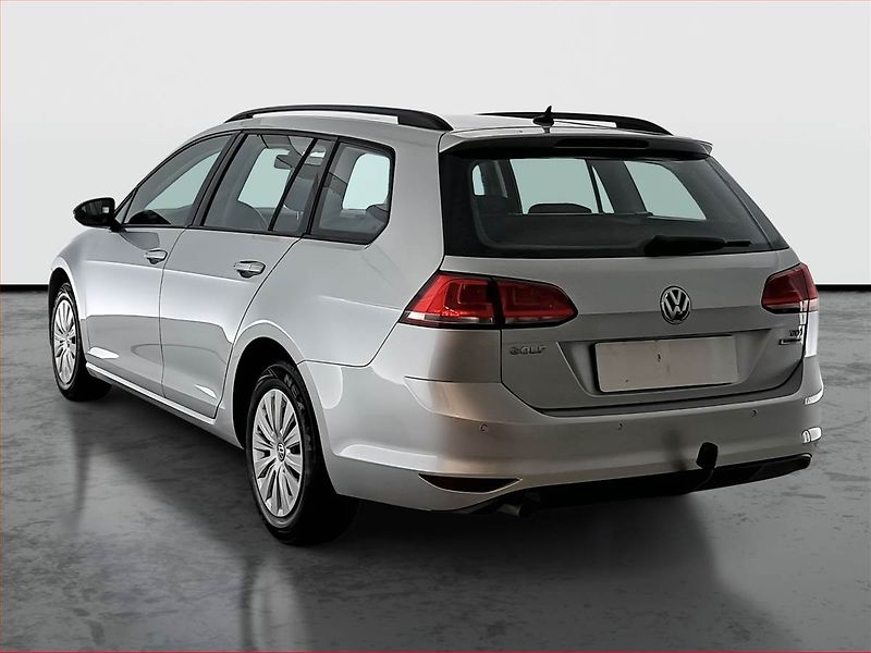 Volkswagen Golf (2015) 1.6 TDI, Serv.kniha, Navi - fotka 4 z 16
