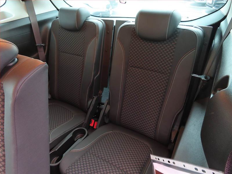Opel Zafira (2018) 2.0 CDTI, Automat, 7 míst - fotka 19 z 22