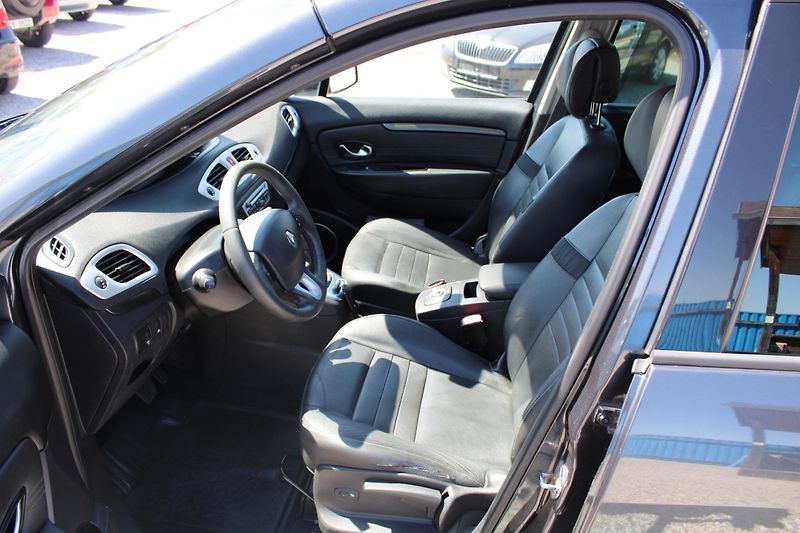 Renault Scénic (2010) 2,0i AUTOMAT NAVI KŮŽE XENON - fotka 9 z 16