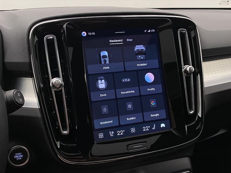 Volvo XC40 (2026) B3 AUT DARK ULTRA  - fotka 63 z 64