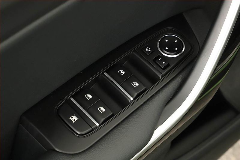 Kia XCeed (2024) GT Line 1.5 T-GDI - fotka 14 z 16