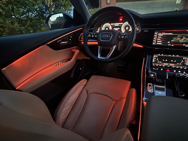 Audi Q8 (2023) 50 TDI,S-line,Q,Vzduch,Nez.top - fotka 27 z 27