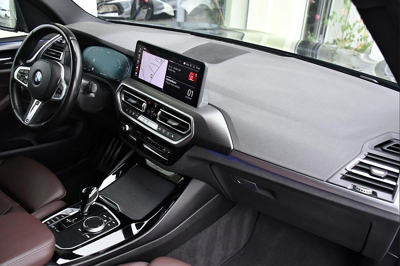 BMW X3 xDrive30d M-SPORT TAŽNÉ 1M ČR - fotka 17 z 43
