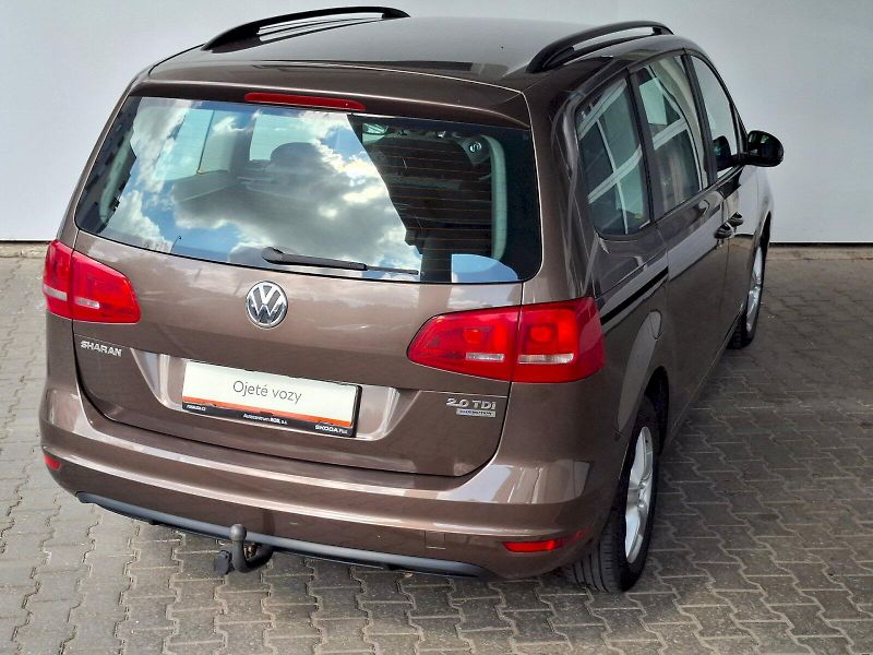 Volkswagen Sharan (2012) TDI 2,0/110 kW 7-míst - fotka 2 z 37