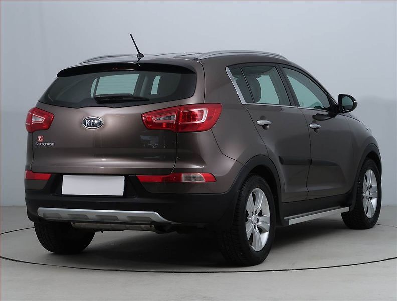 Kia Sportage (2011) 1.6 GDI, Serv.kniha, Tempomat - fotka 5 z 17