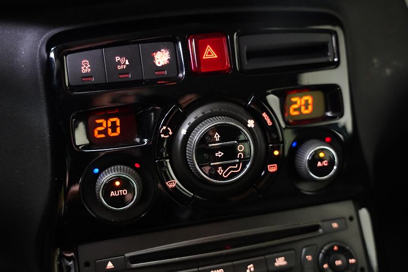 Citroën C3 Picasso - fotka 19 z 22