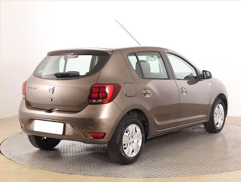 Dacia Sandero (2019) 1.0 SCe - fotka 5 z 15