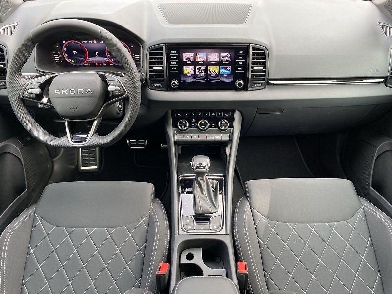 Škoda Karoq (2026) 2.0 TDI 4x4 DSG SportLine - fotka 5 z 38