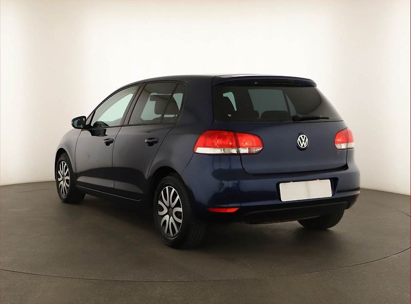 Volkswagen Golf (2010) 1.4 16V - fotka 4 z 11