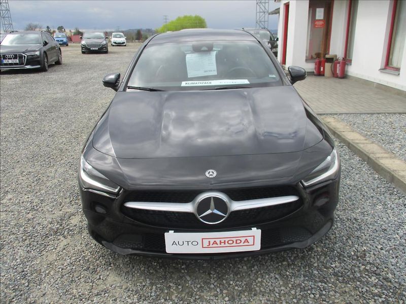 Mercedes-Benz CLA 1,5 180D, digiklima,servis, - fotka 2 z 51
