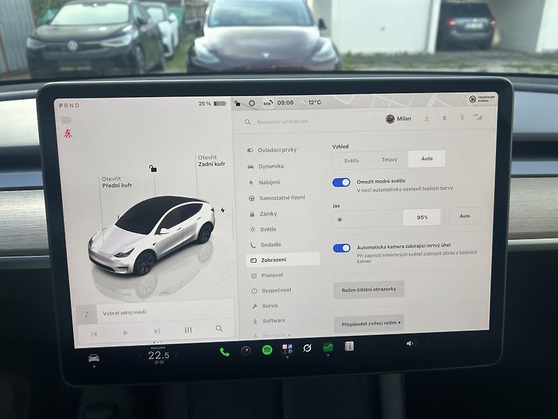 Tesla Model Y ZAMLUVENO ! TZ 94,1% - fotka 27 z 49